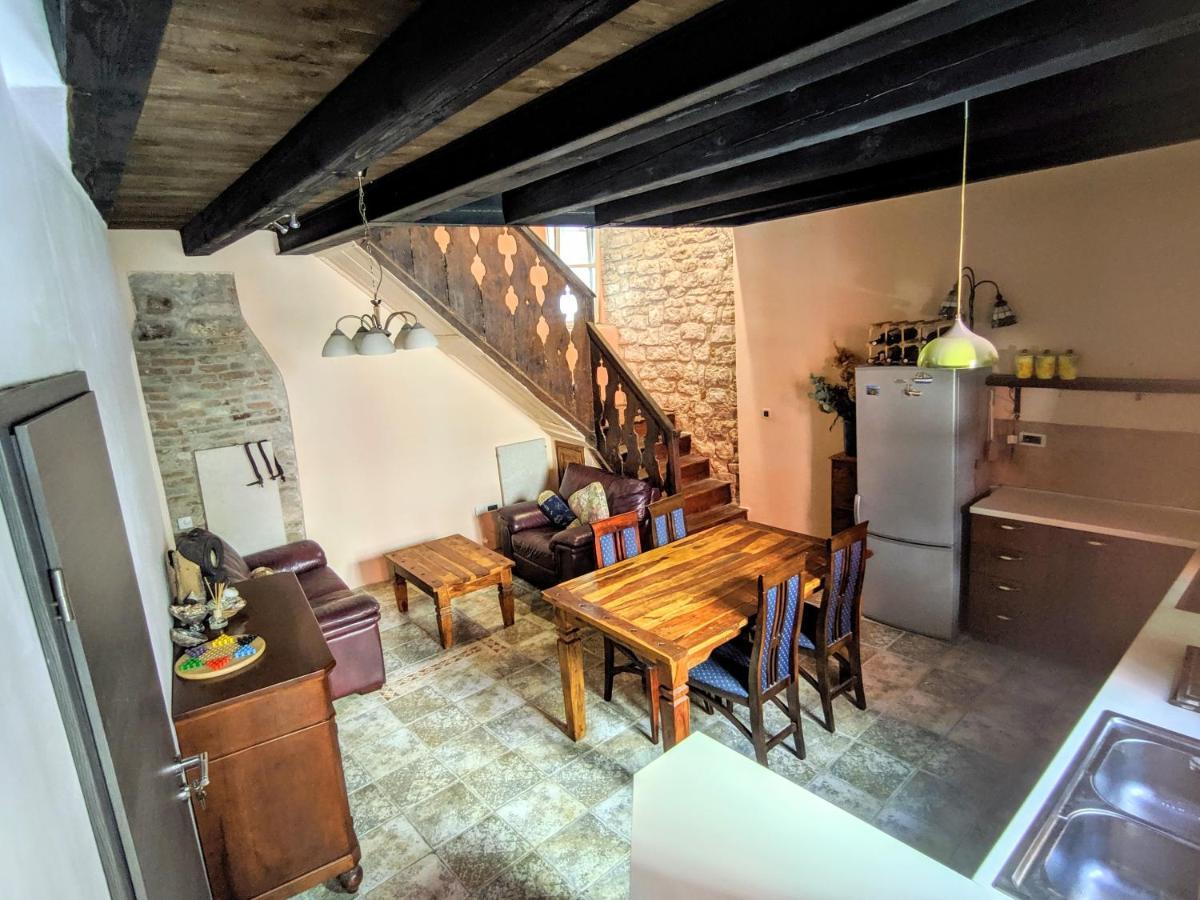 Private Courtyard Medieval Stone Home In Old Town Rovinj Extérieur photo